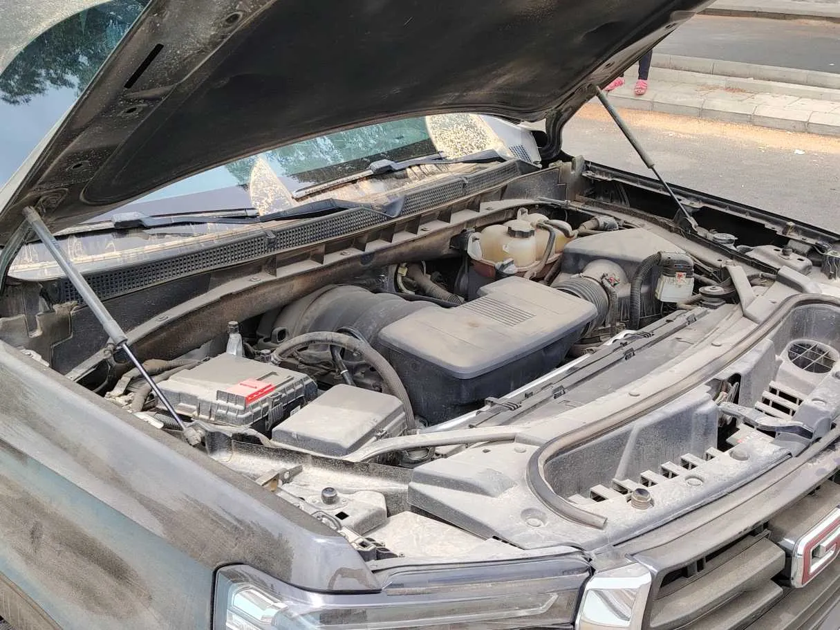 Car image 34
