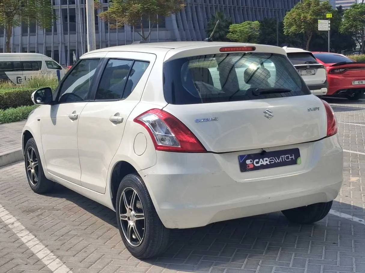 Car image 7