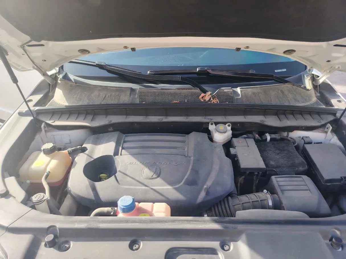 Car image 32