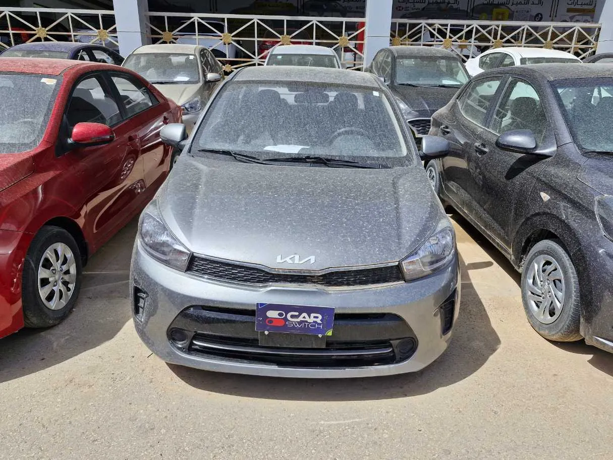 Car image 2