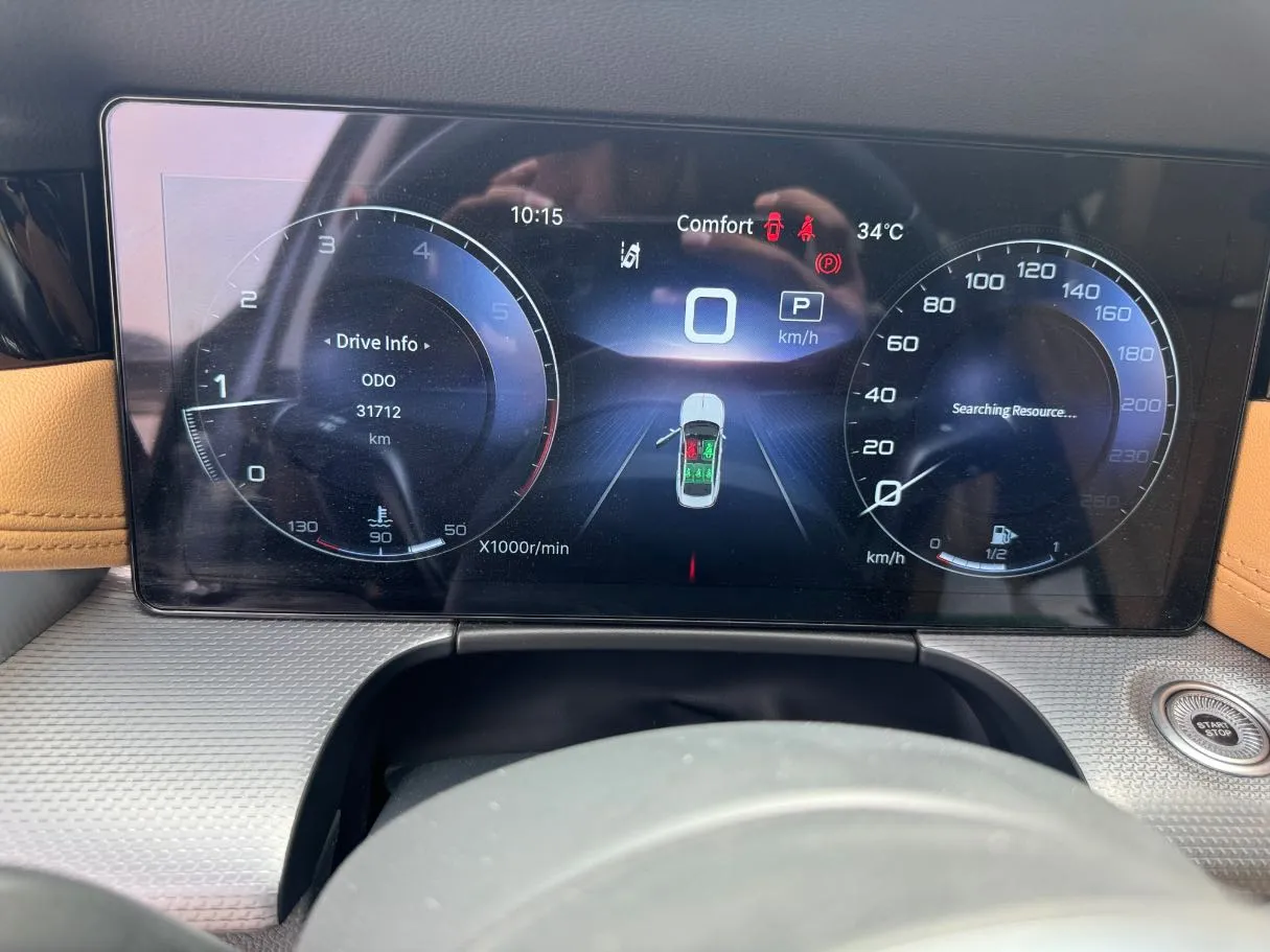 Car image 23