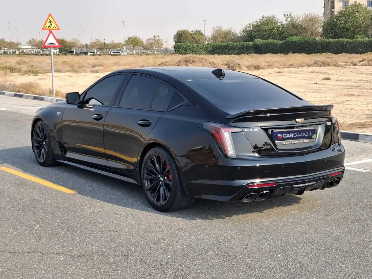Car image 7