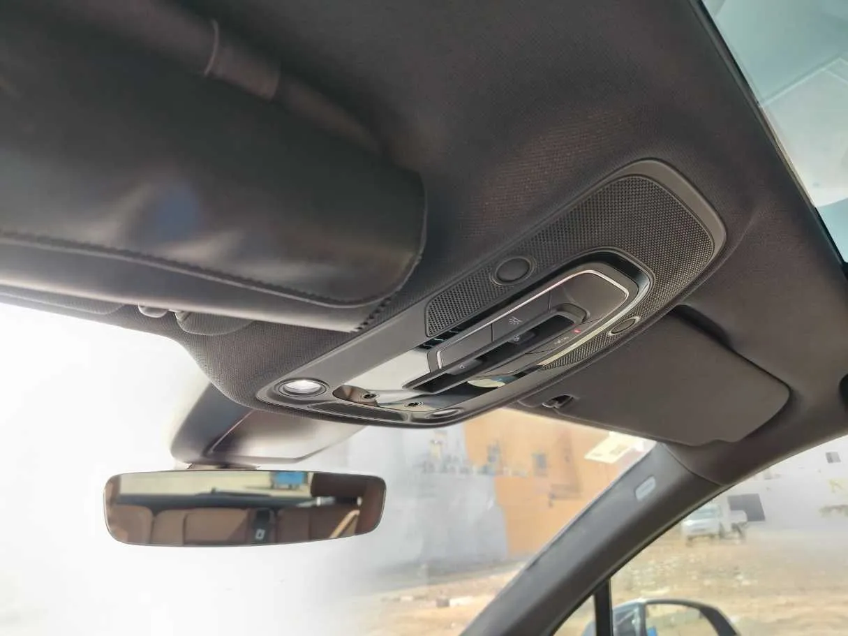 Car image 41
