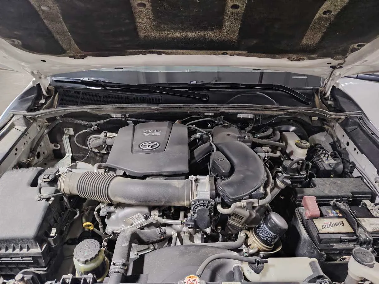 Car image 29