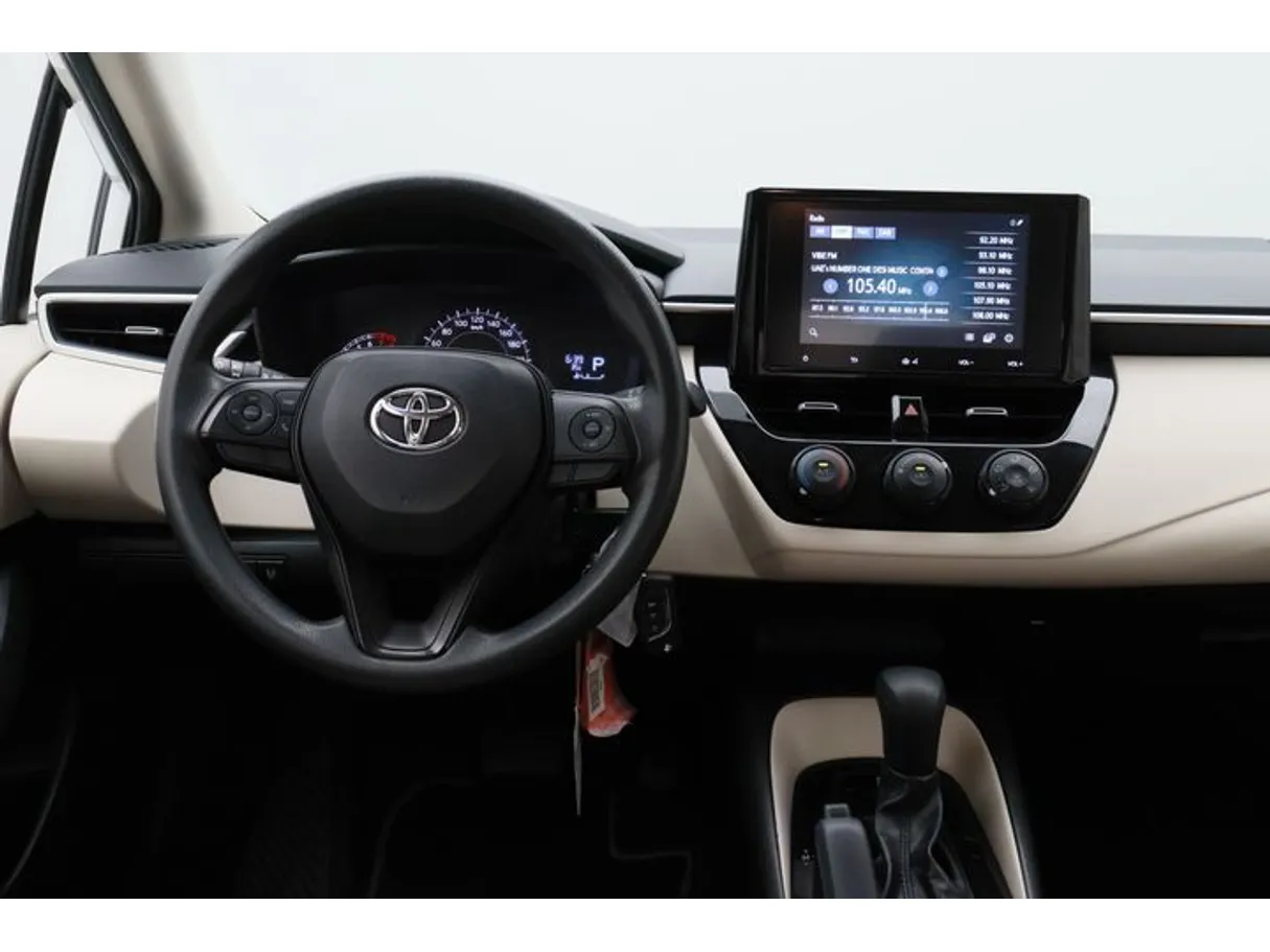 Car image 15