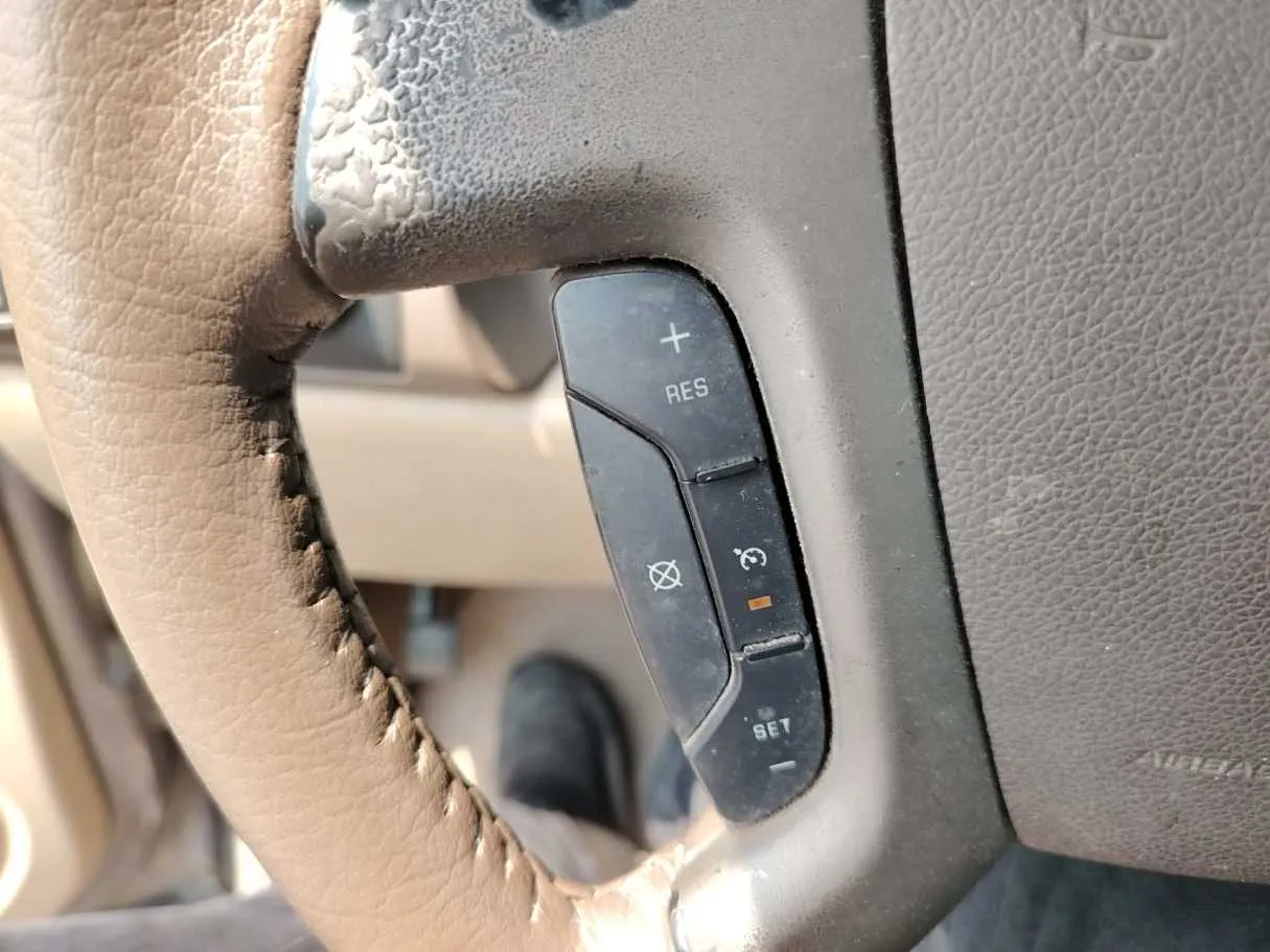 Car image 34