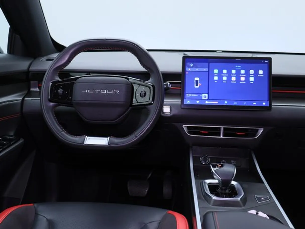 Car image 15