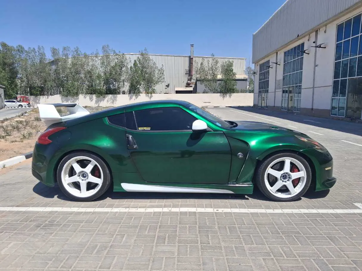 Car image 8