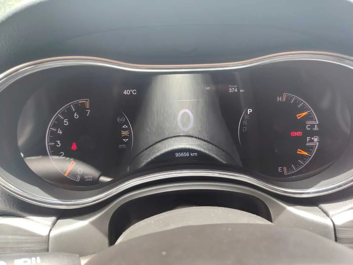 Car image 29
