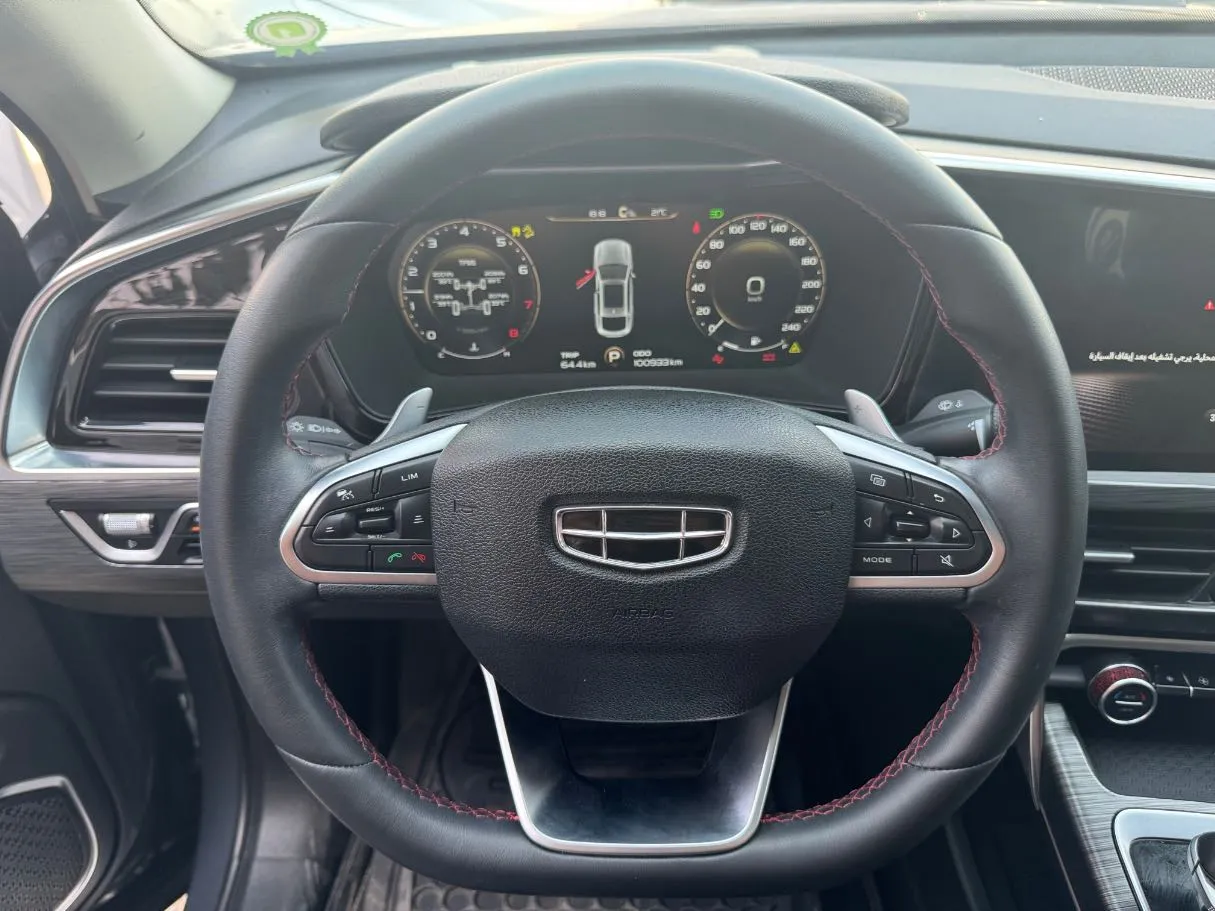 Car image 13
