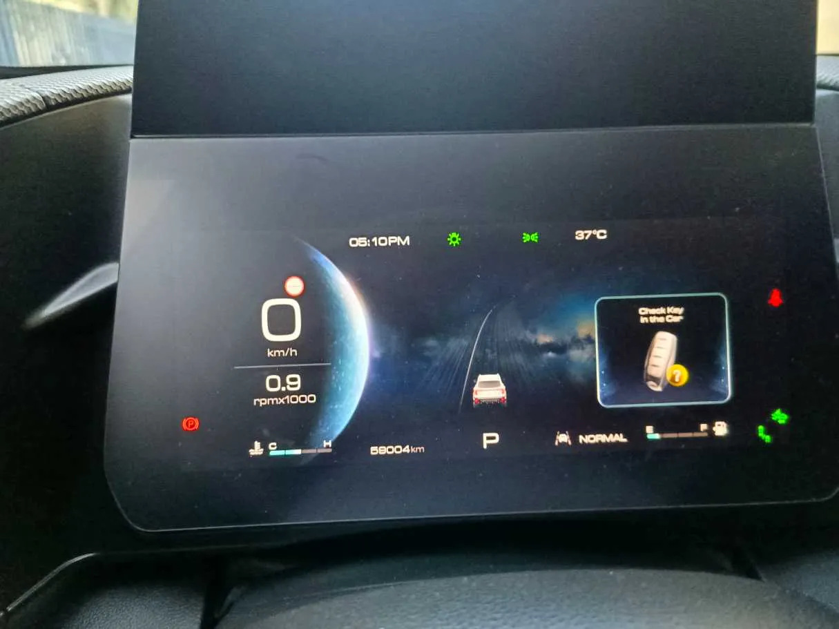 Car image 26