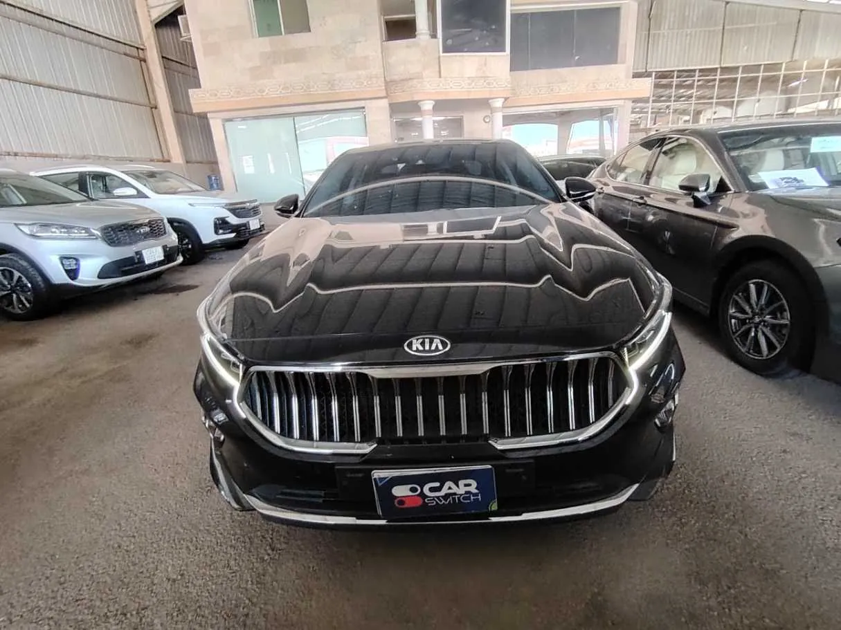 Car image 2
