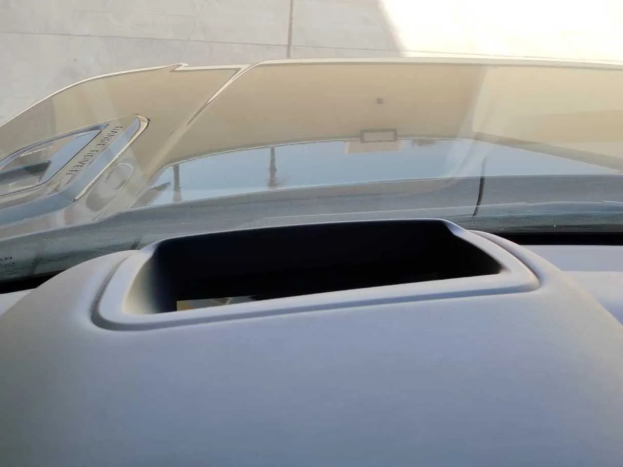 Car image 29