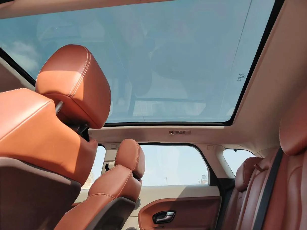 Car image 22