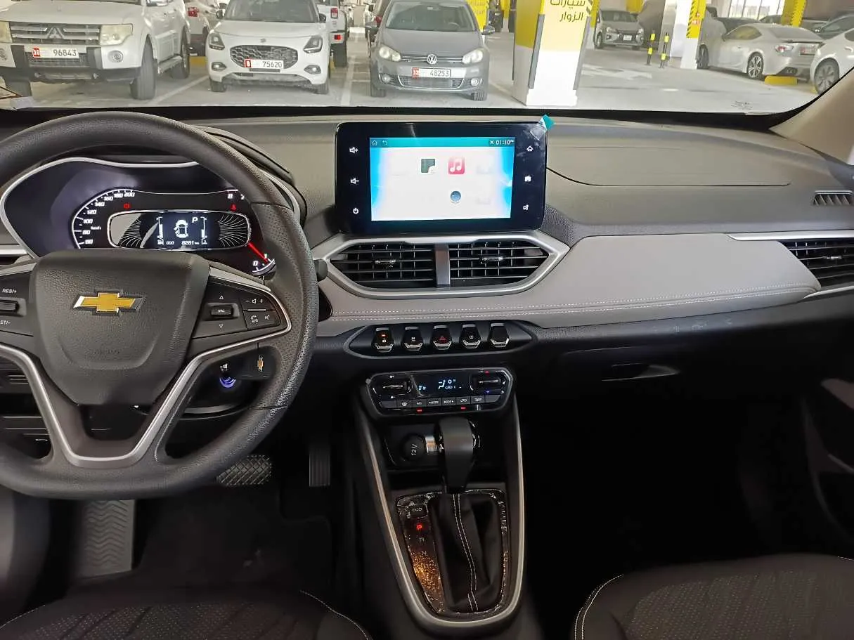 Car image 15