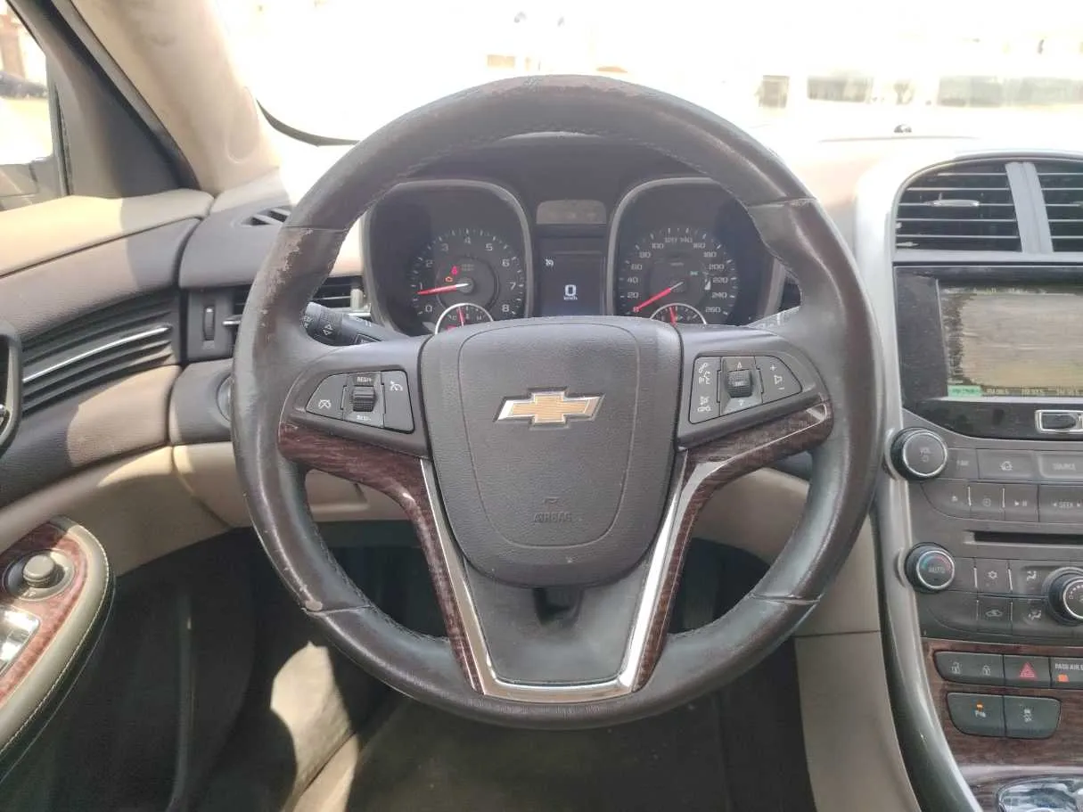 Car image 20