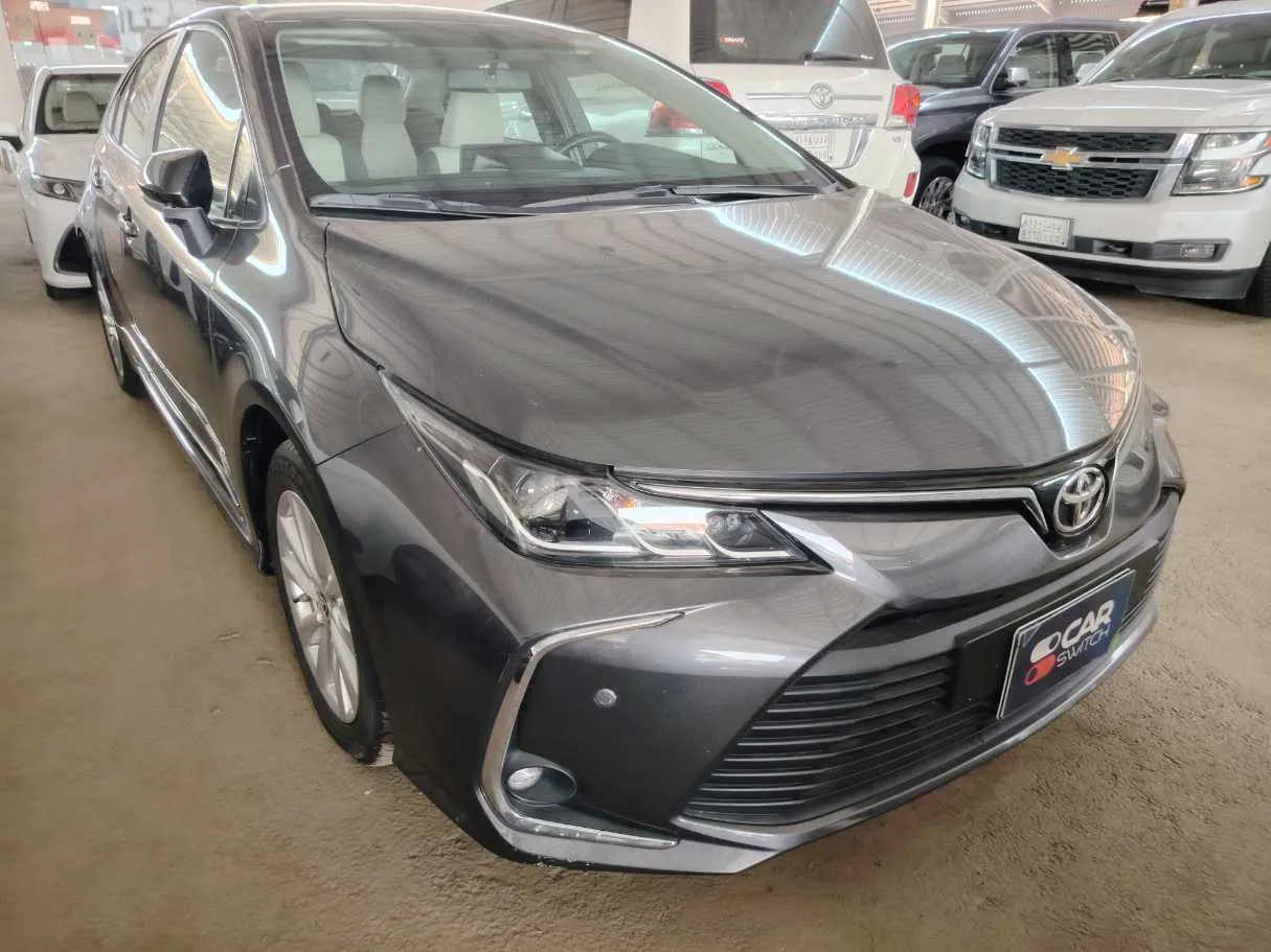 Car image 3