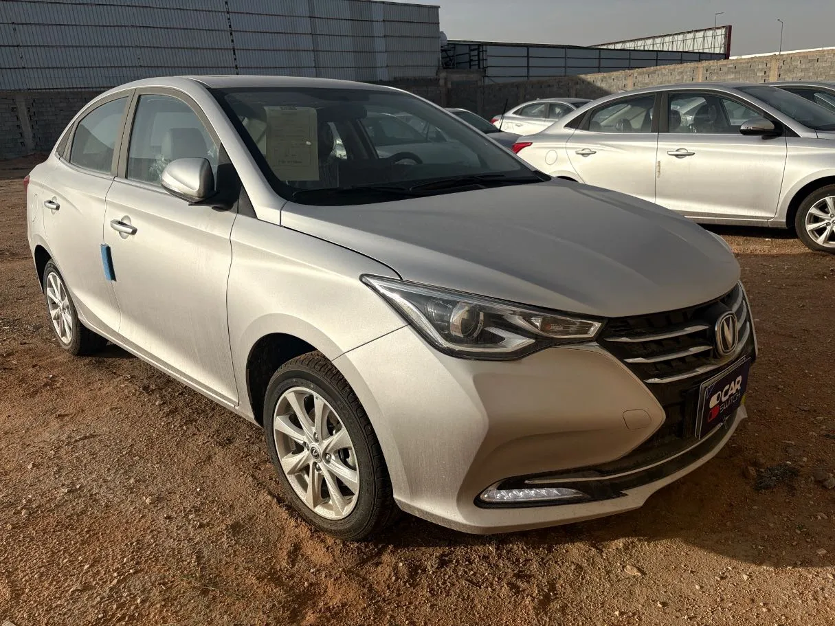 Car image 2