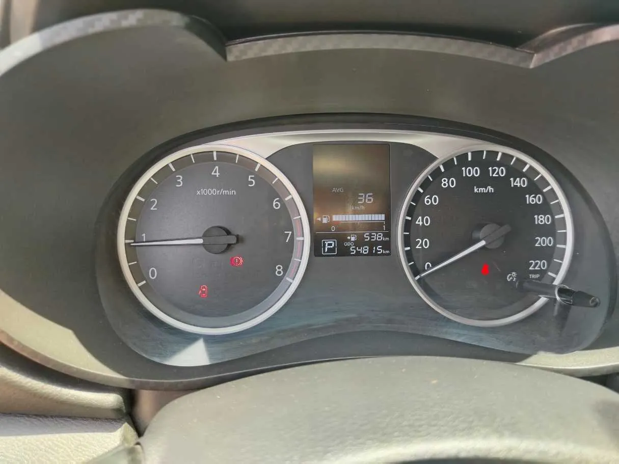 Car image 24