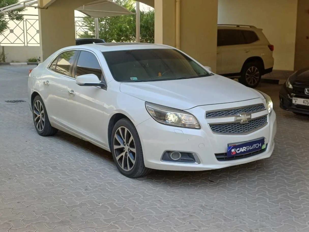 Car image 3