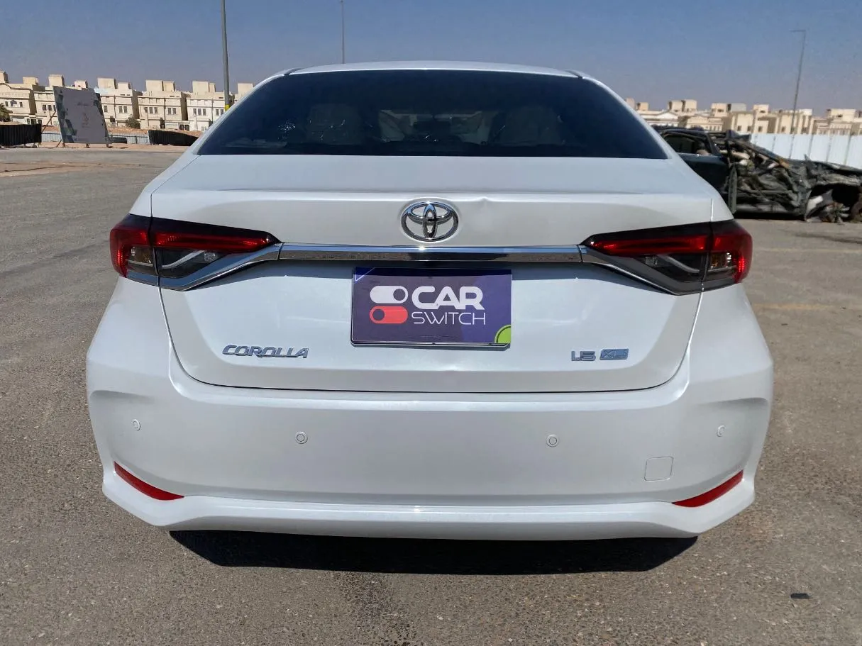 Car image 6