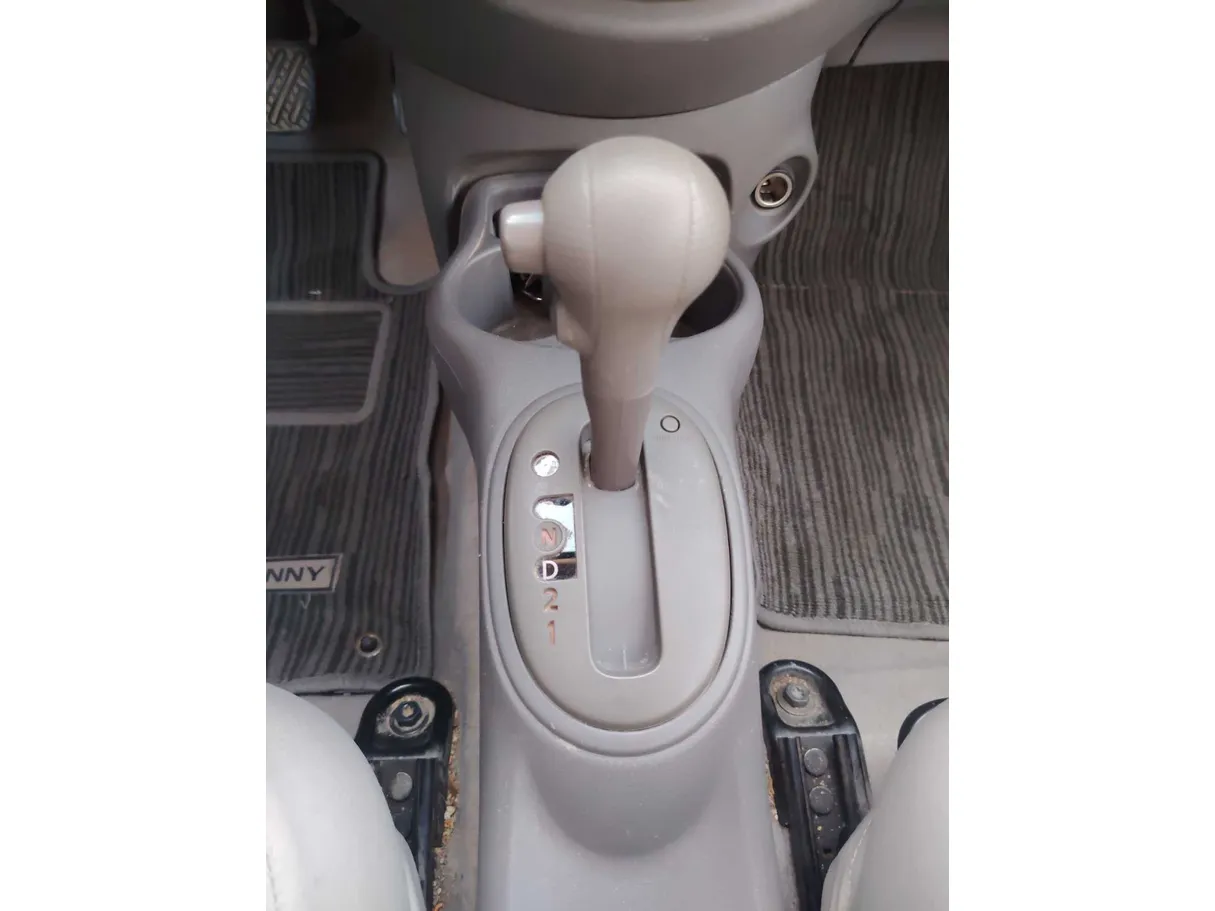Car image 21