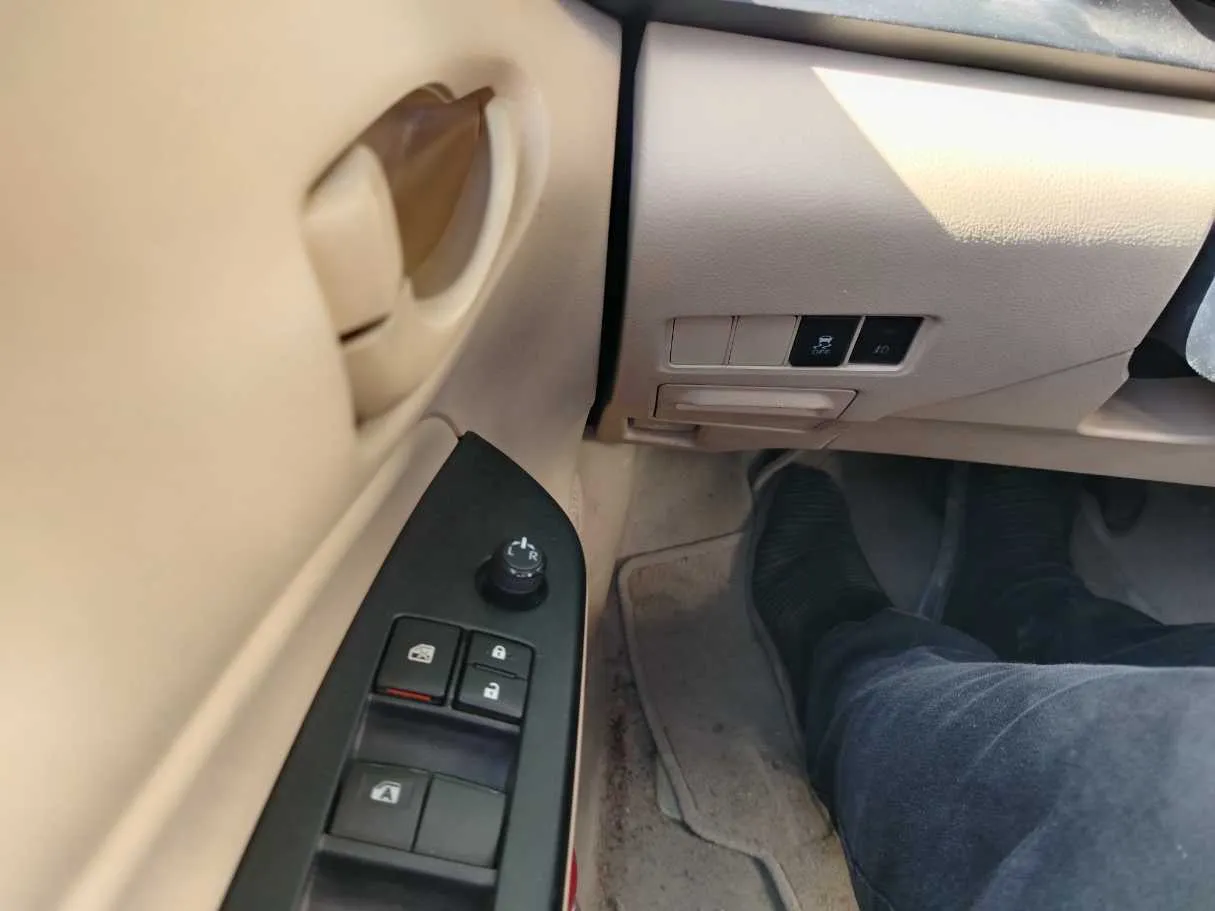 Car image 31