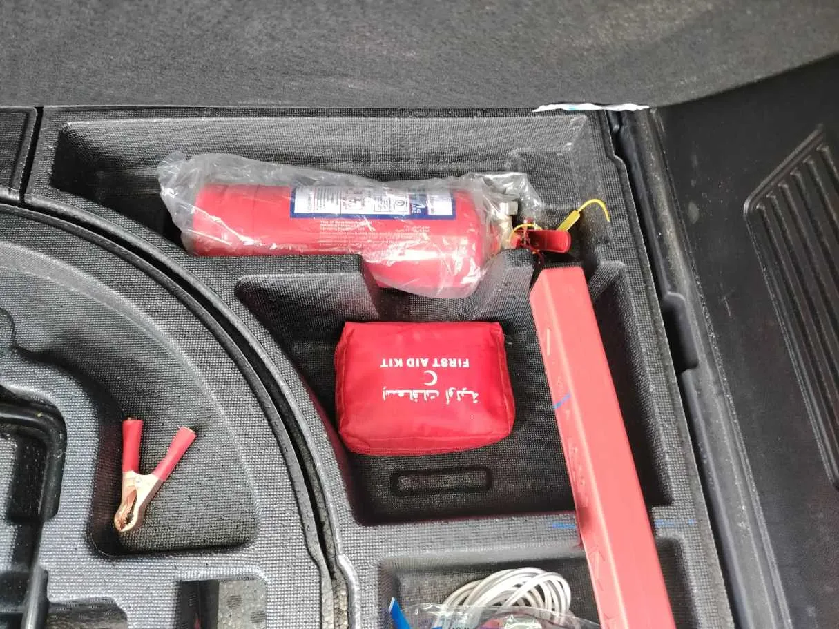 Car image 43