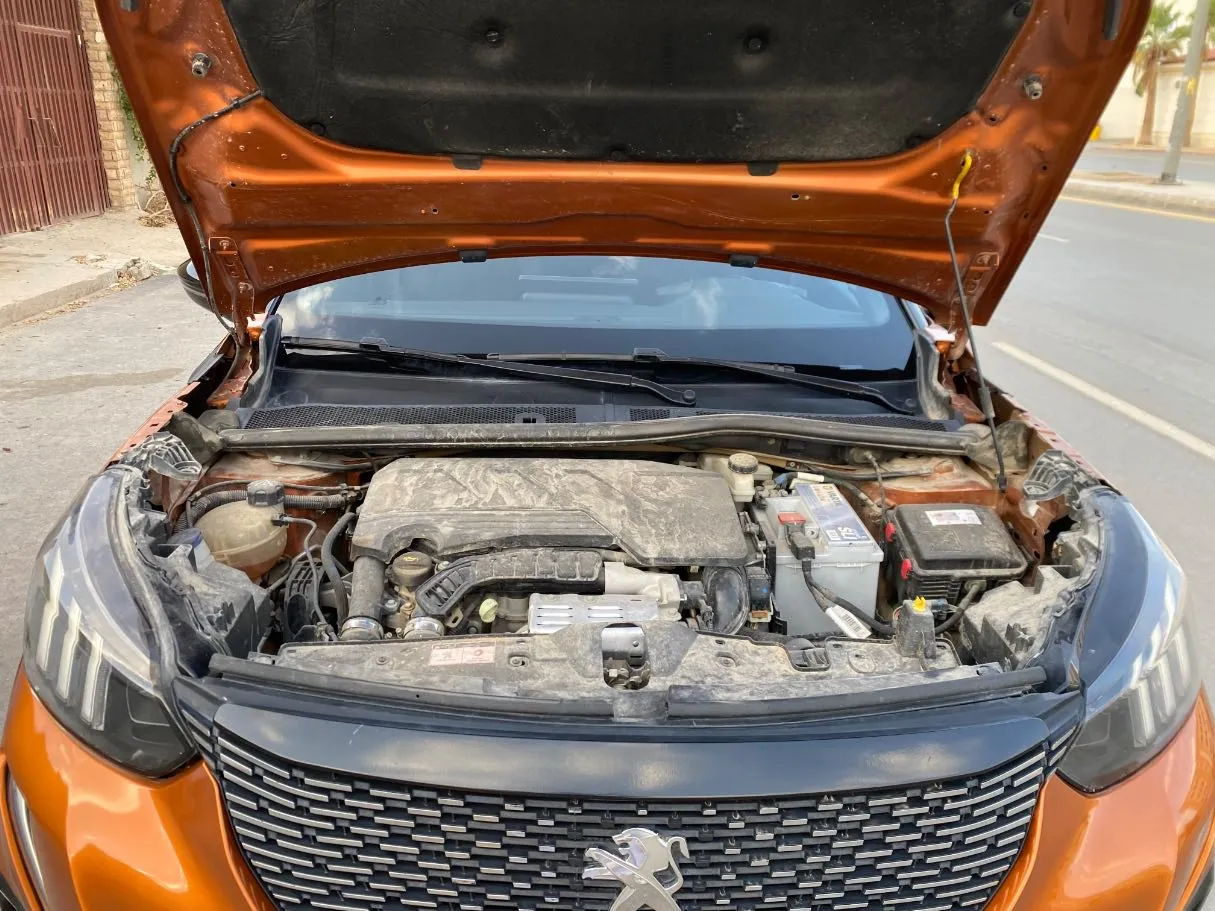 Car image 28