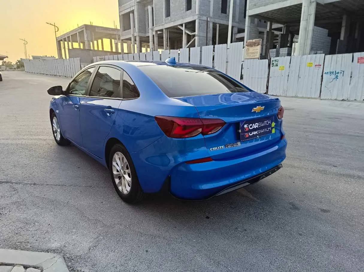 Car image 7