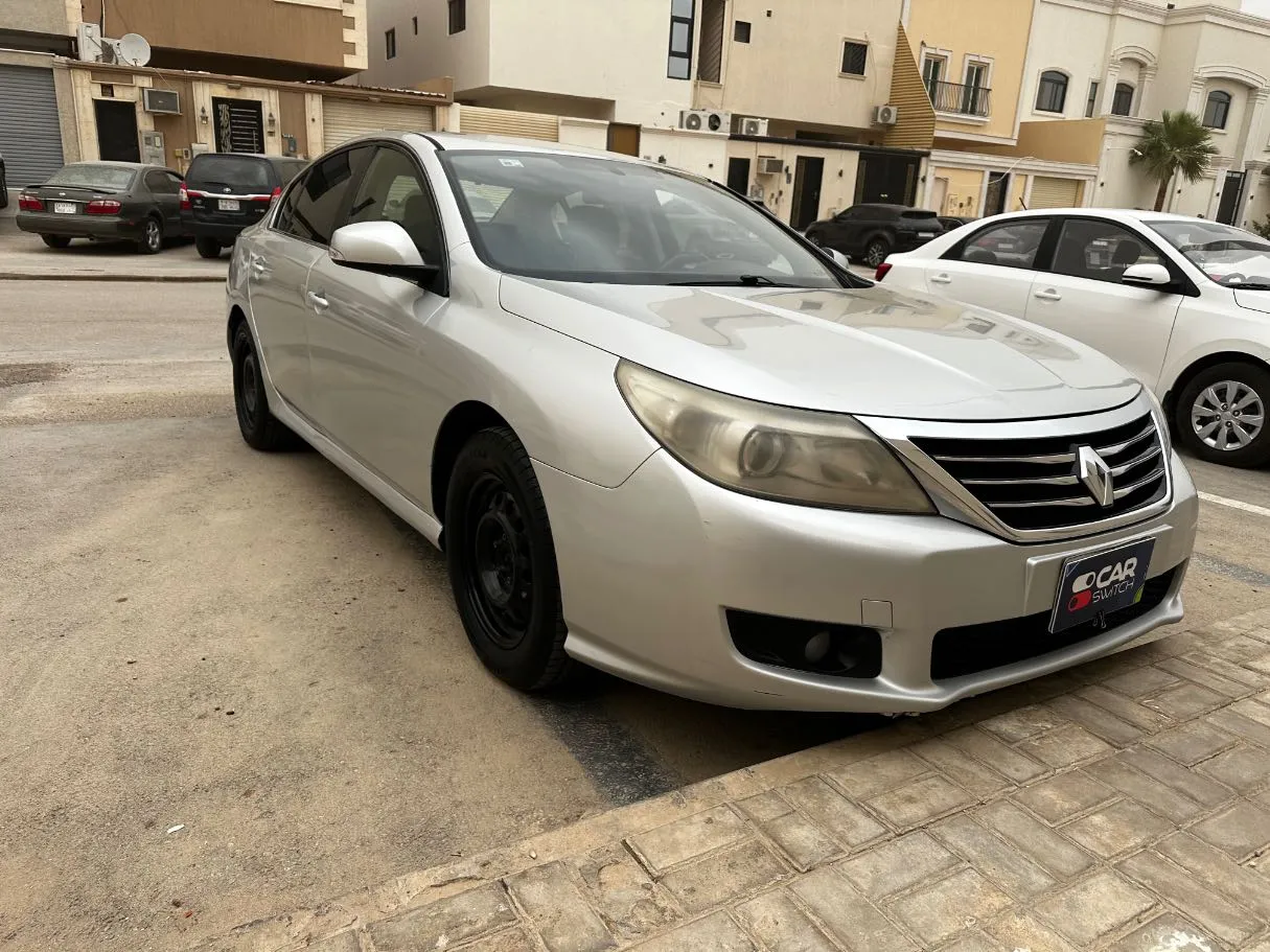 Car image 3