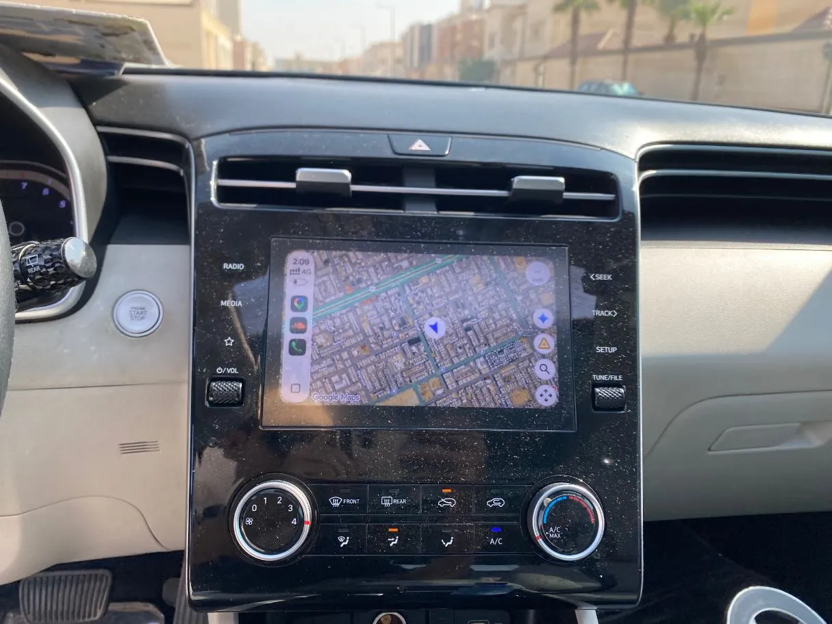 Car image 17