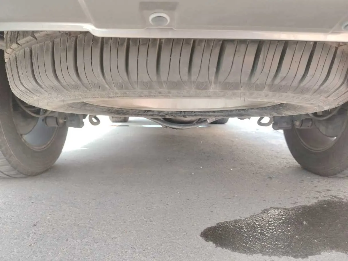 Car image 47