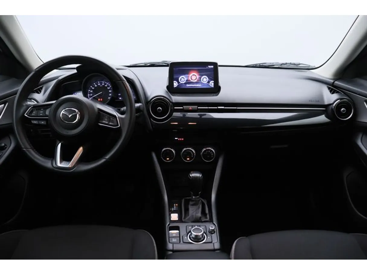 Car image 14
