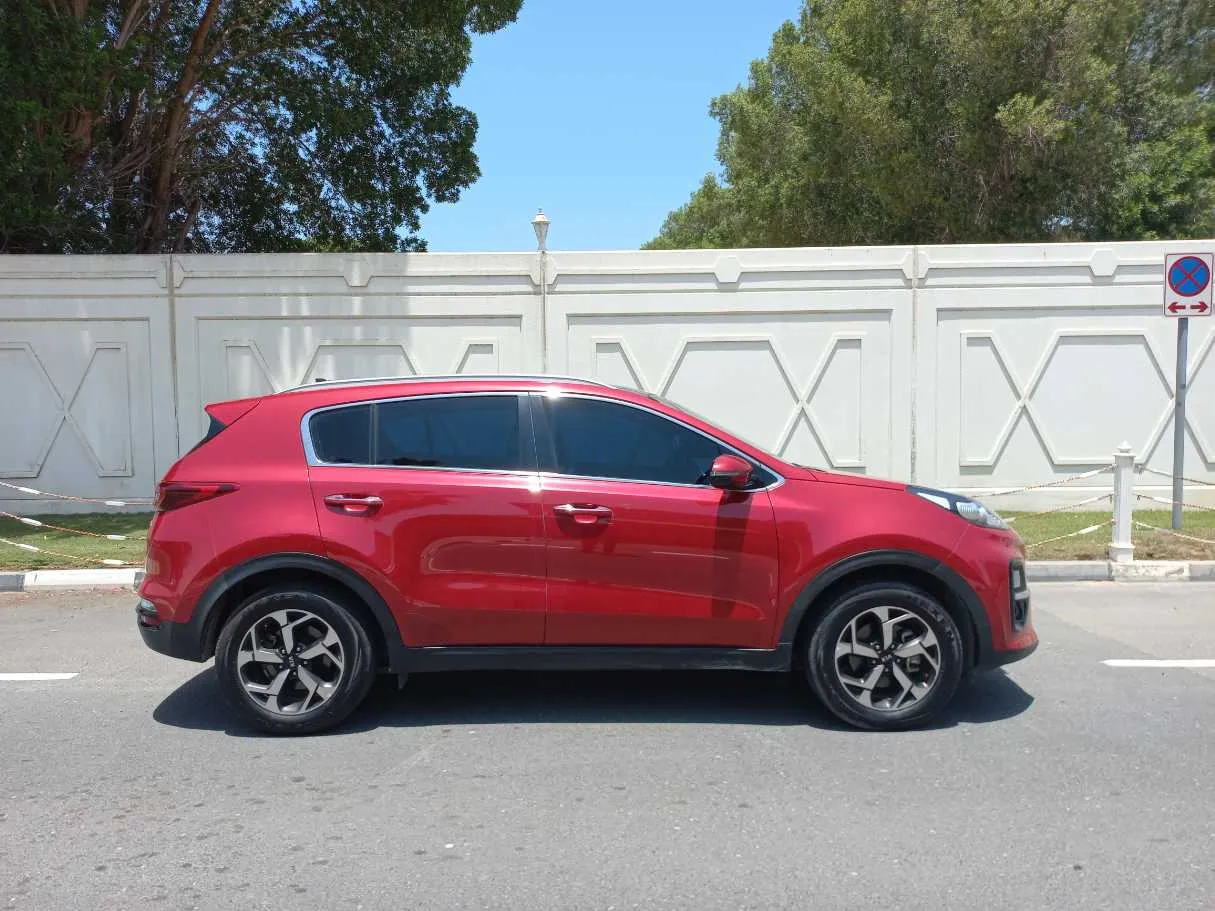 Car image 8