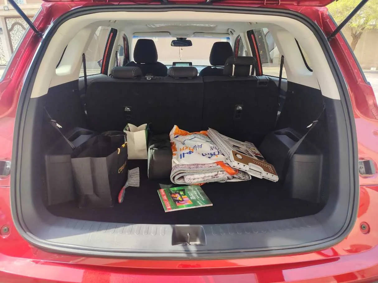 Car image 25