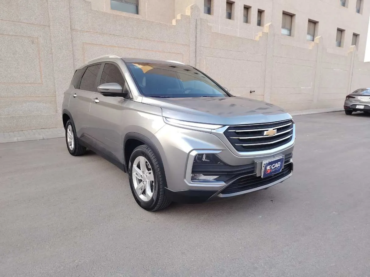 Car image 3