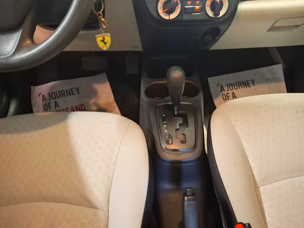 Car image 13