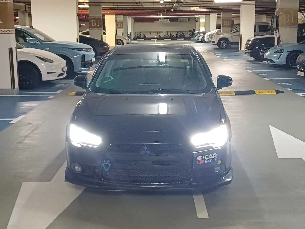 Car image 2