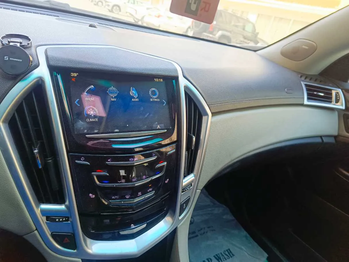 Car image 22