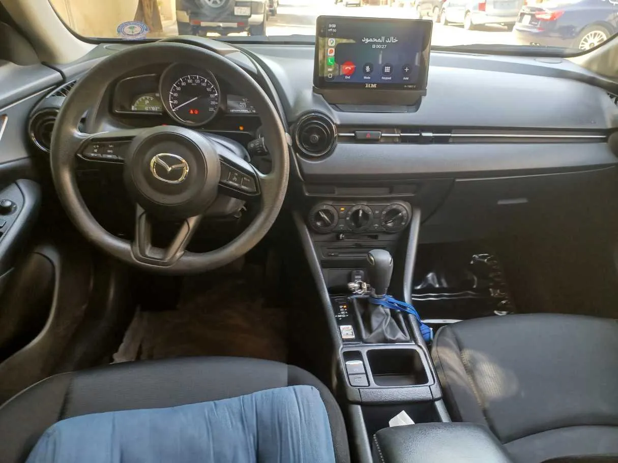 Car image 16