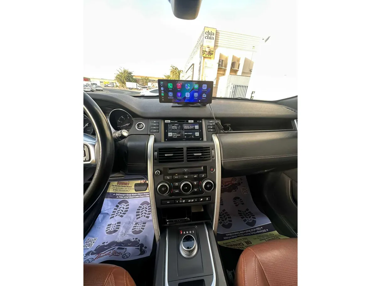 Car image 25