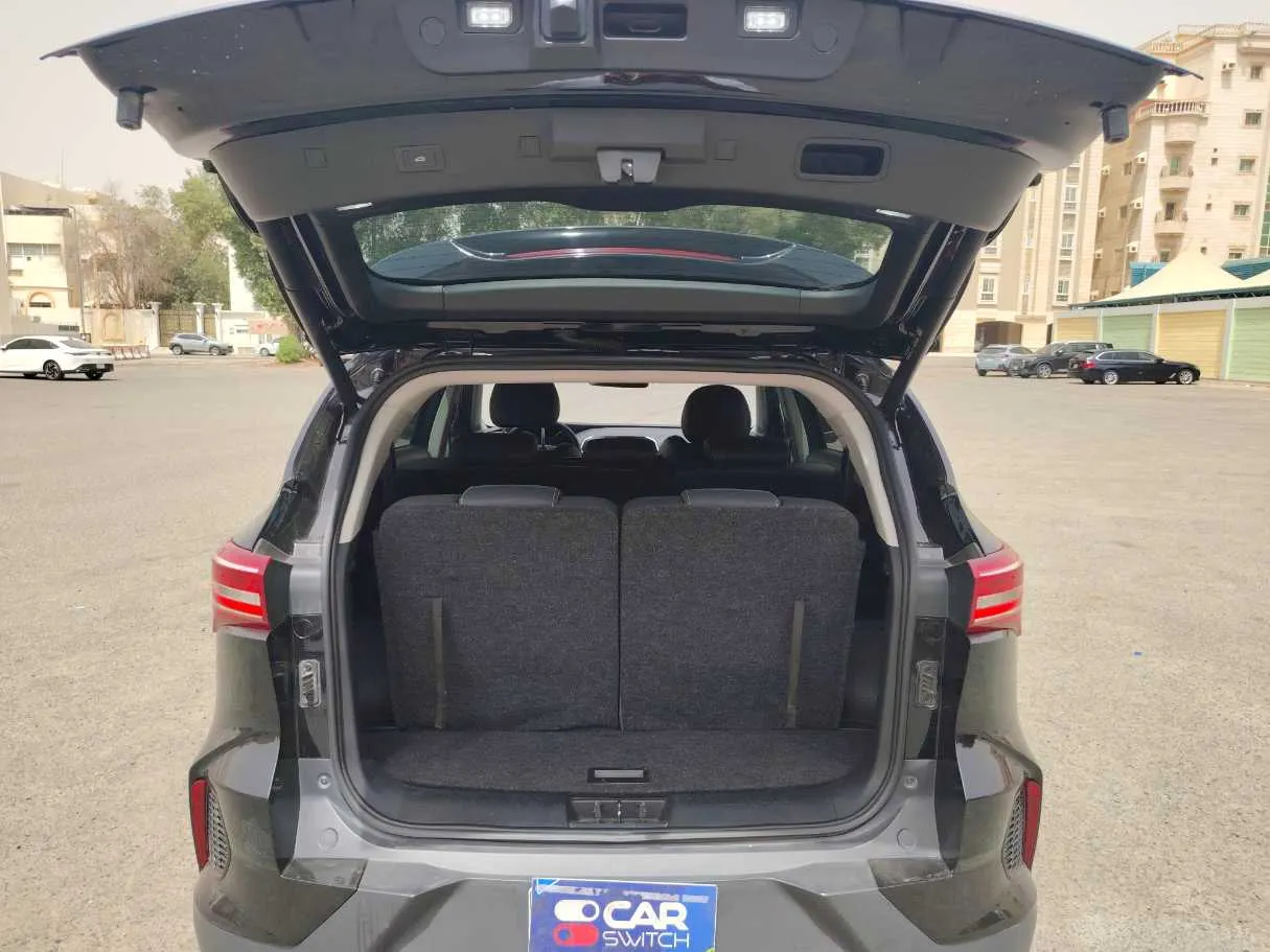 Car image 31