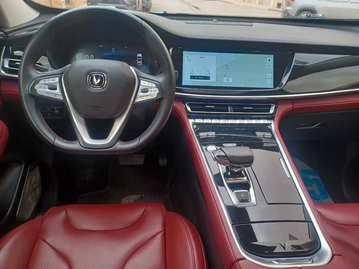Car image 17