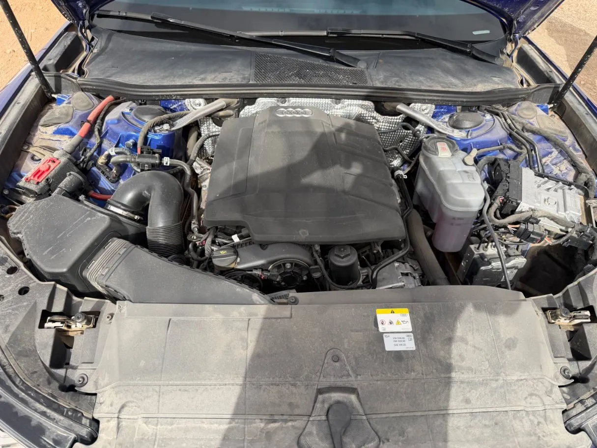 Car image 24
