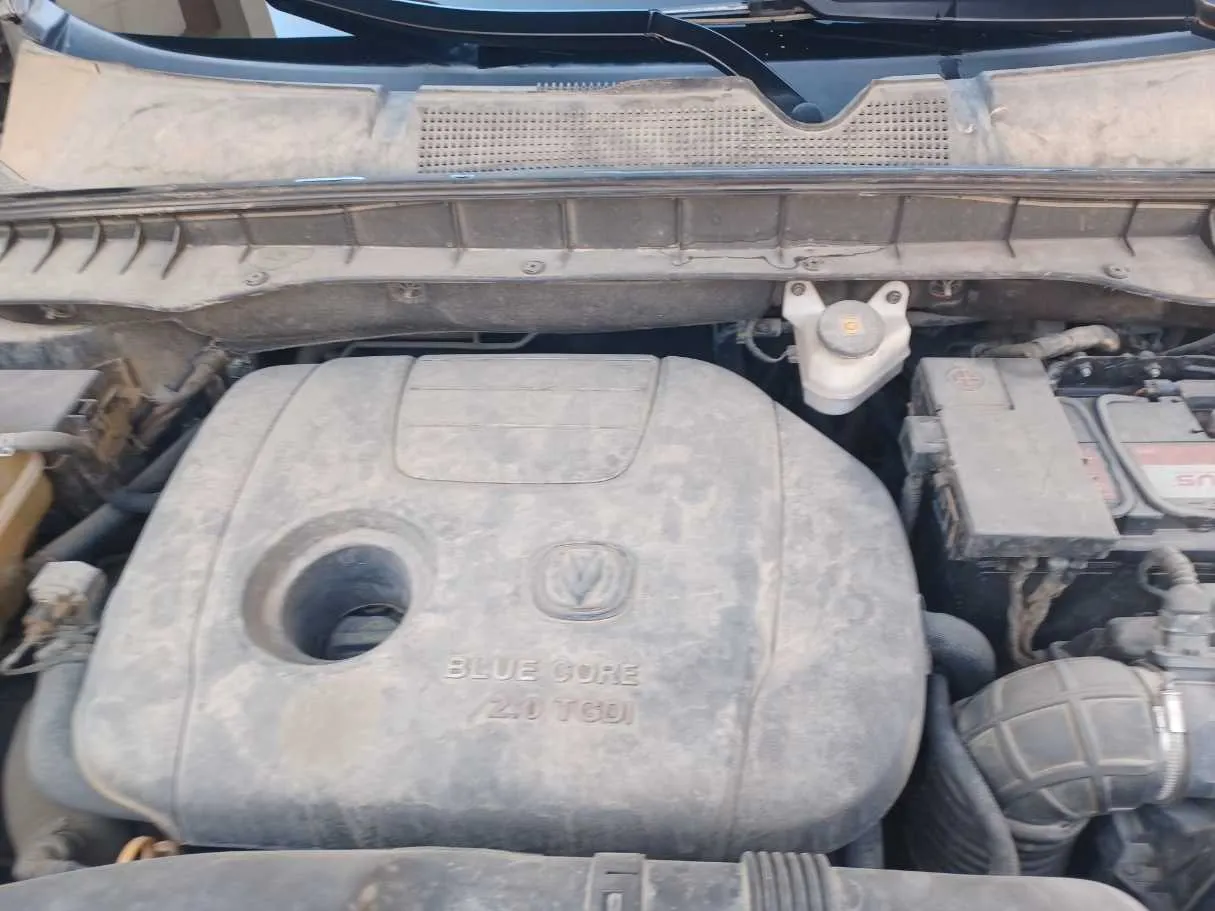 Car image 23