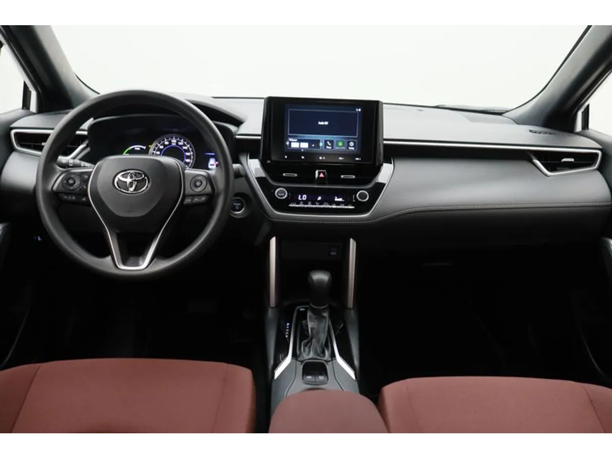 Car image 14