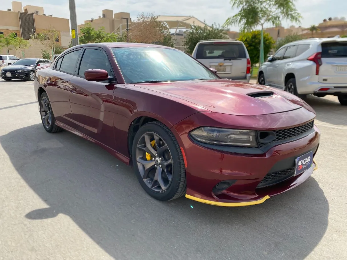 Car image 3