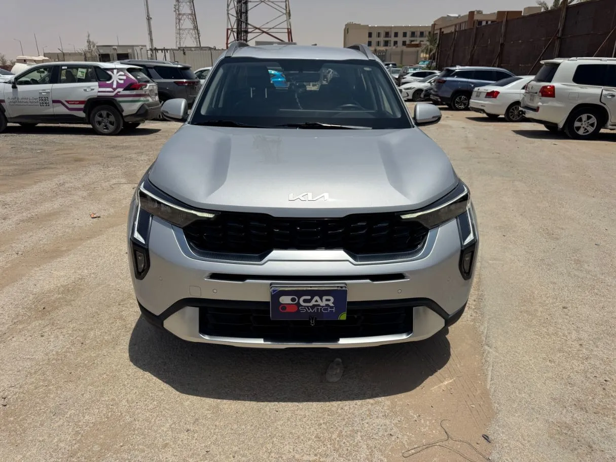 Car image 2