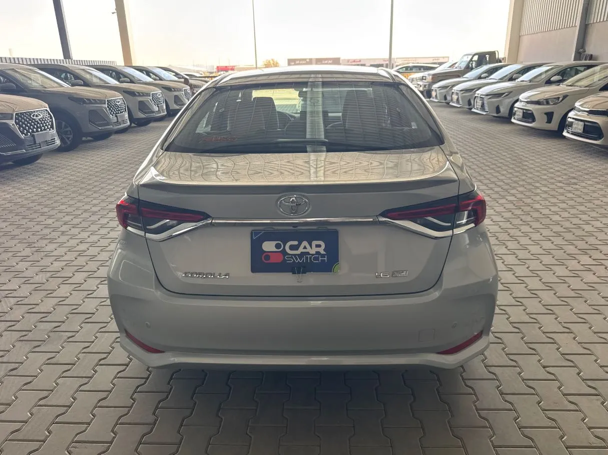 Car image 6